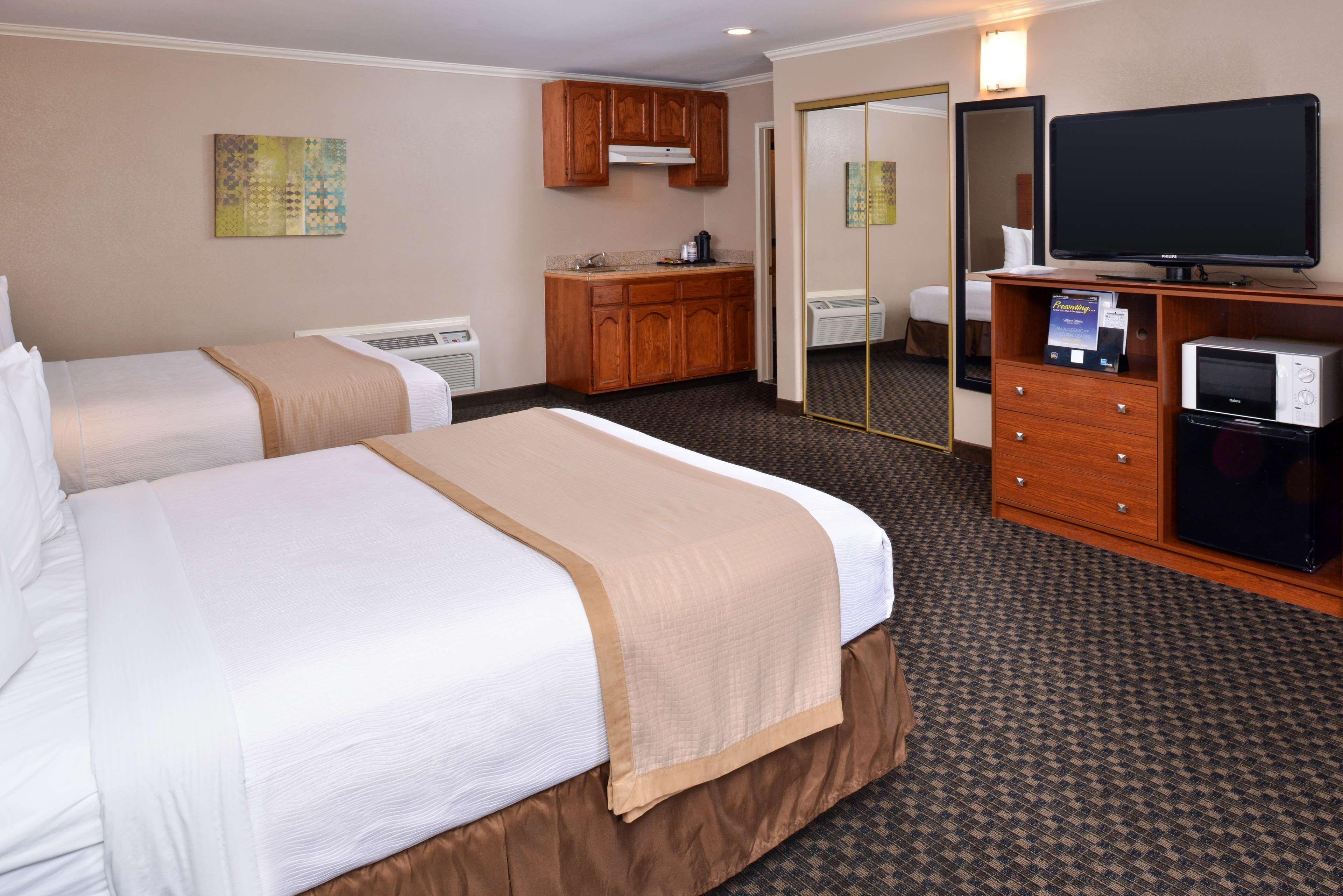 Best Western Oxnard Inn Bagian luar foto