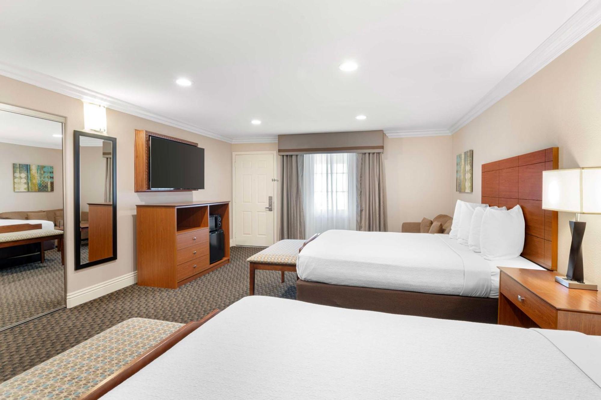 Best Western Oxnard Inn Bagian luar foto