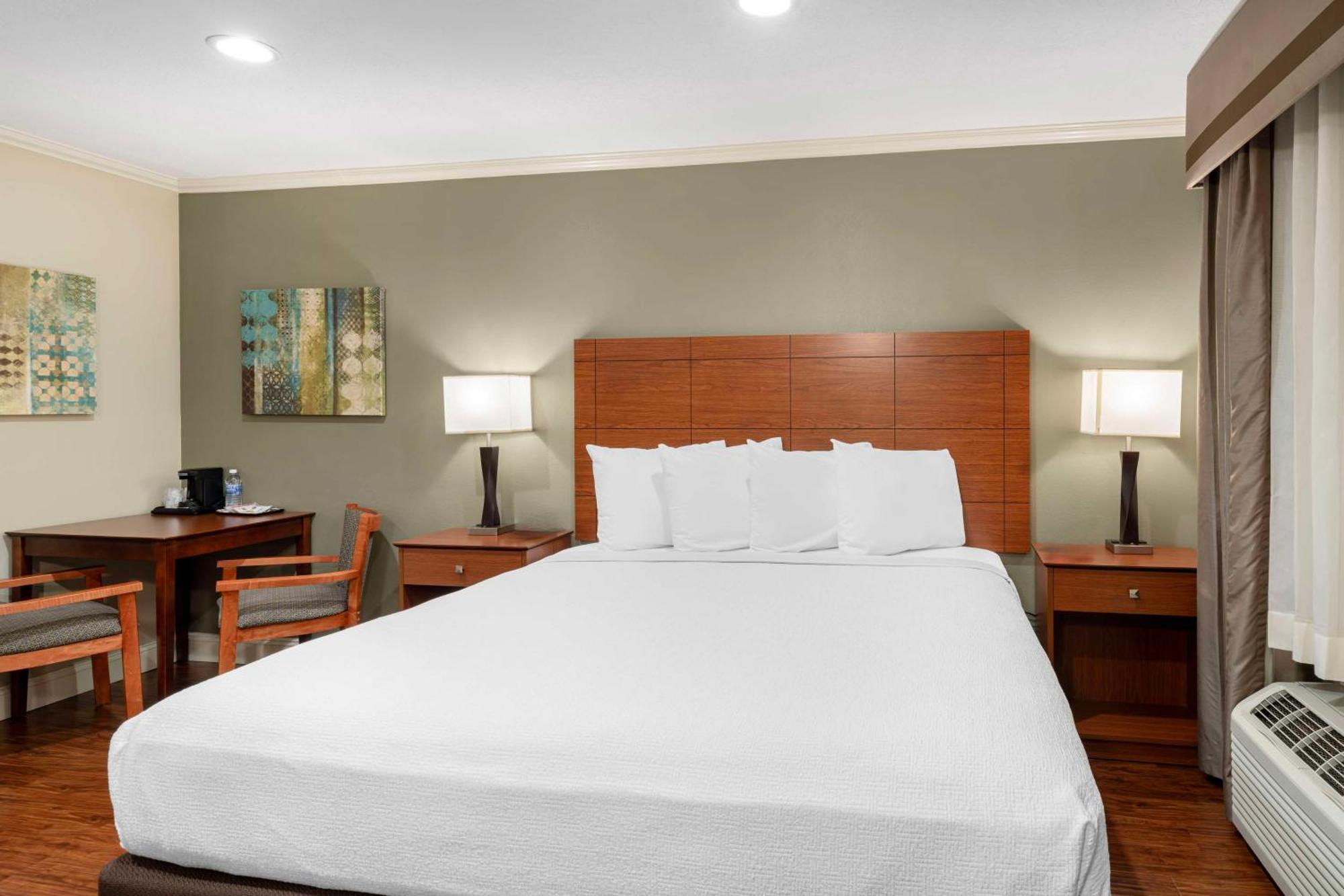 Best Western Oxnard Inn Bagian luar foto