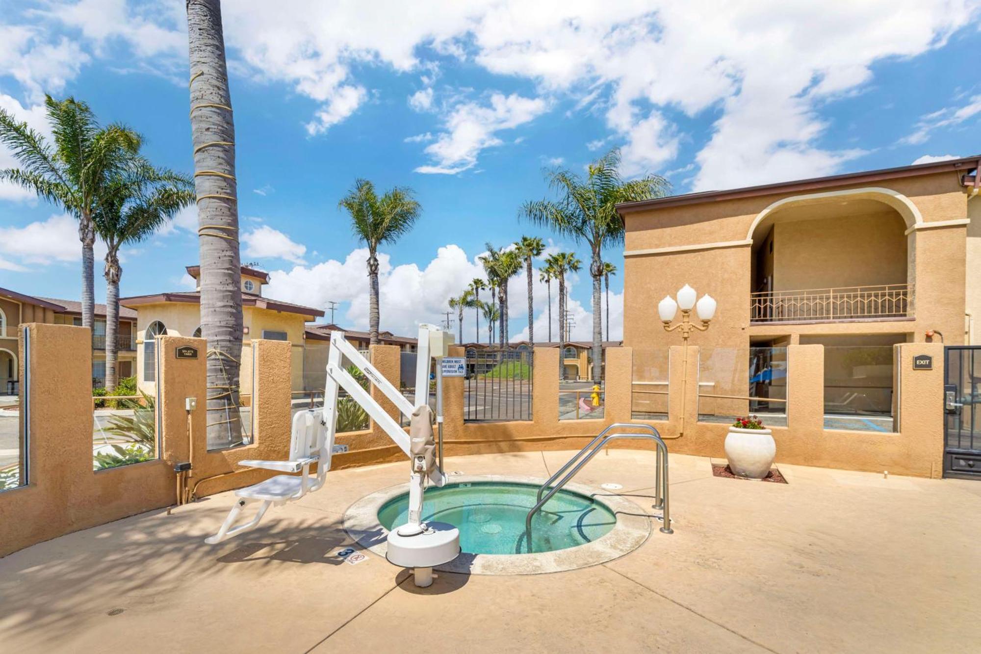 Best Western Oxnard Inn Bagian luar foto